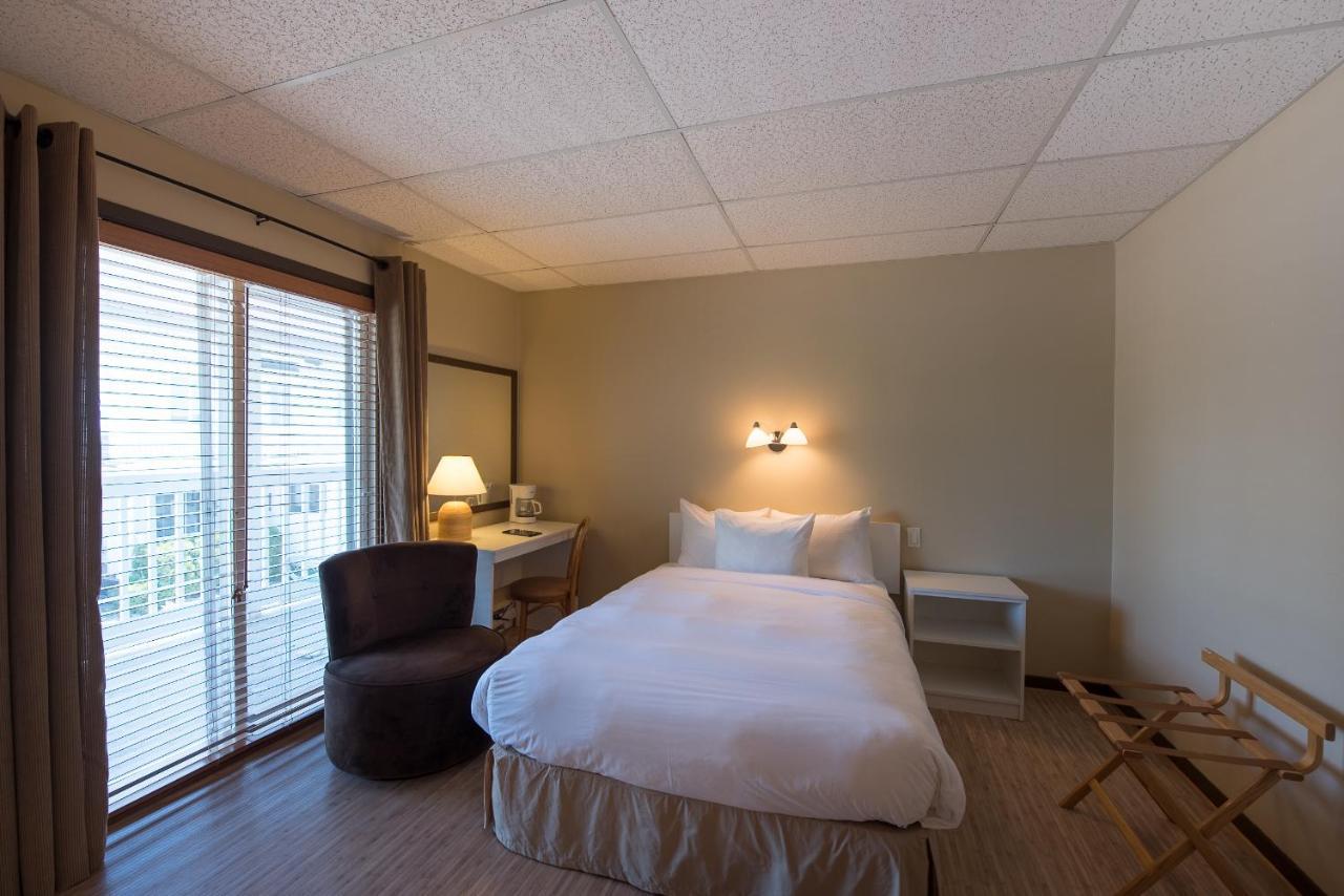 Hotel Aquamer Carleton-sur-Mer Екстер'єр фото